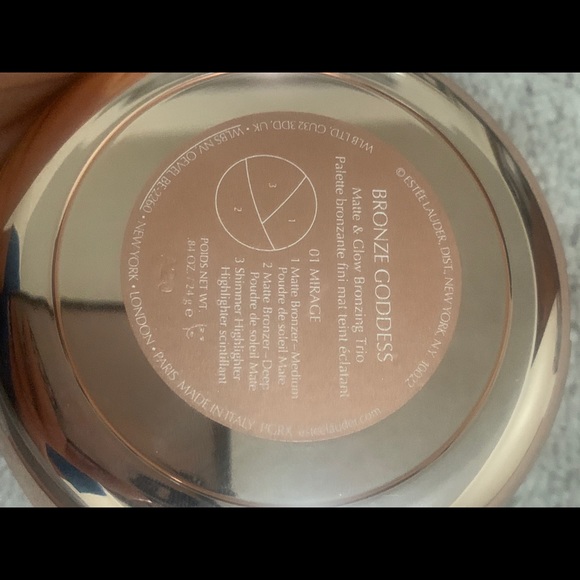 Estēe Lauder bronze goddess bronzer - Picture 3 of 3
